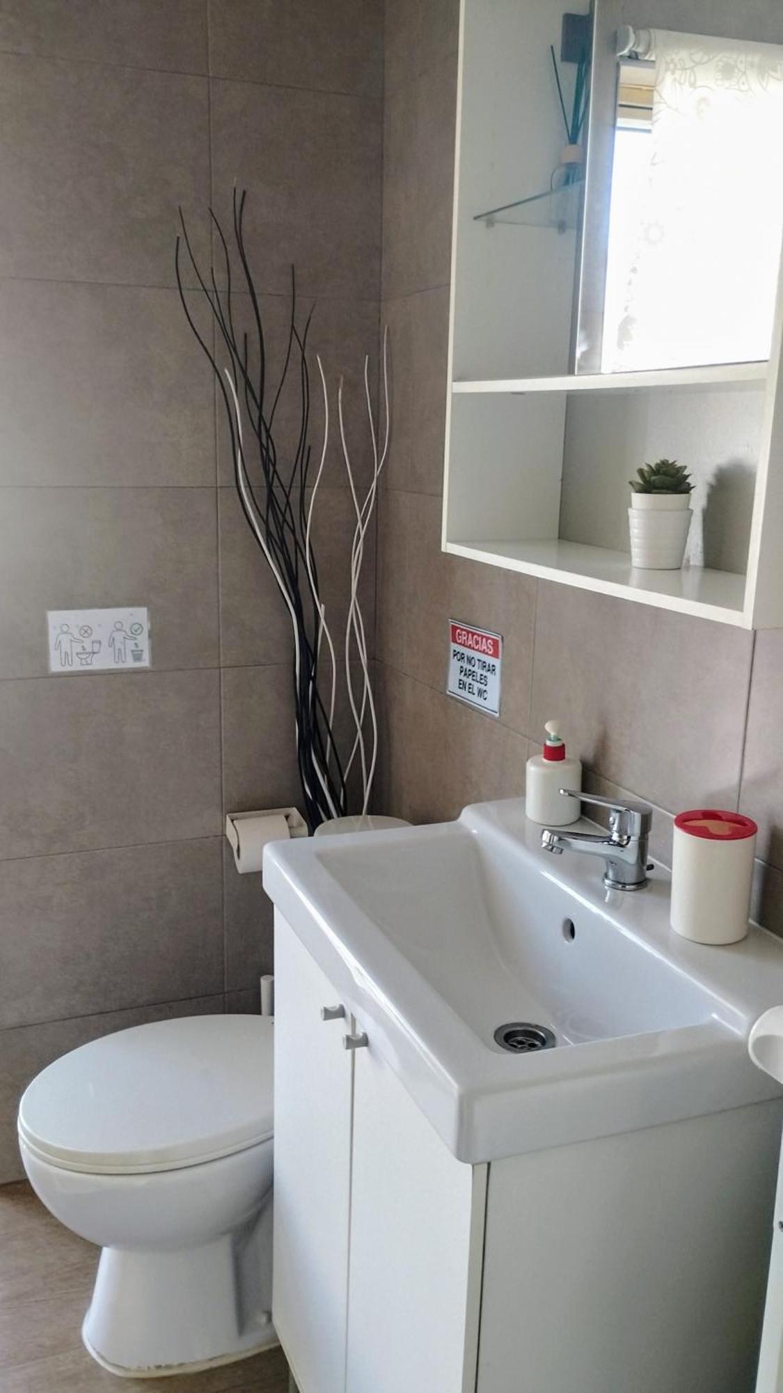 Apartamento 1 Dormitorio Y Salon Con Sofa Cama Bien Comunicado Con El Centro Sevilla Bagian luar foto